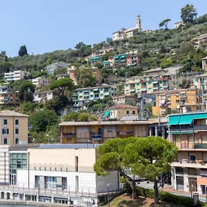 https://appartamento-incantevole-recco-a-2-passi-dal-mare.hotelitalianriviera.com